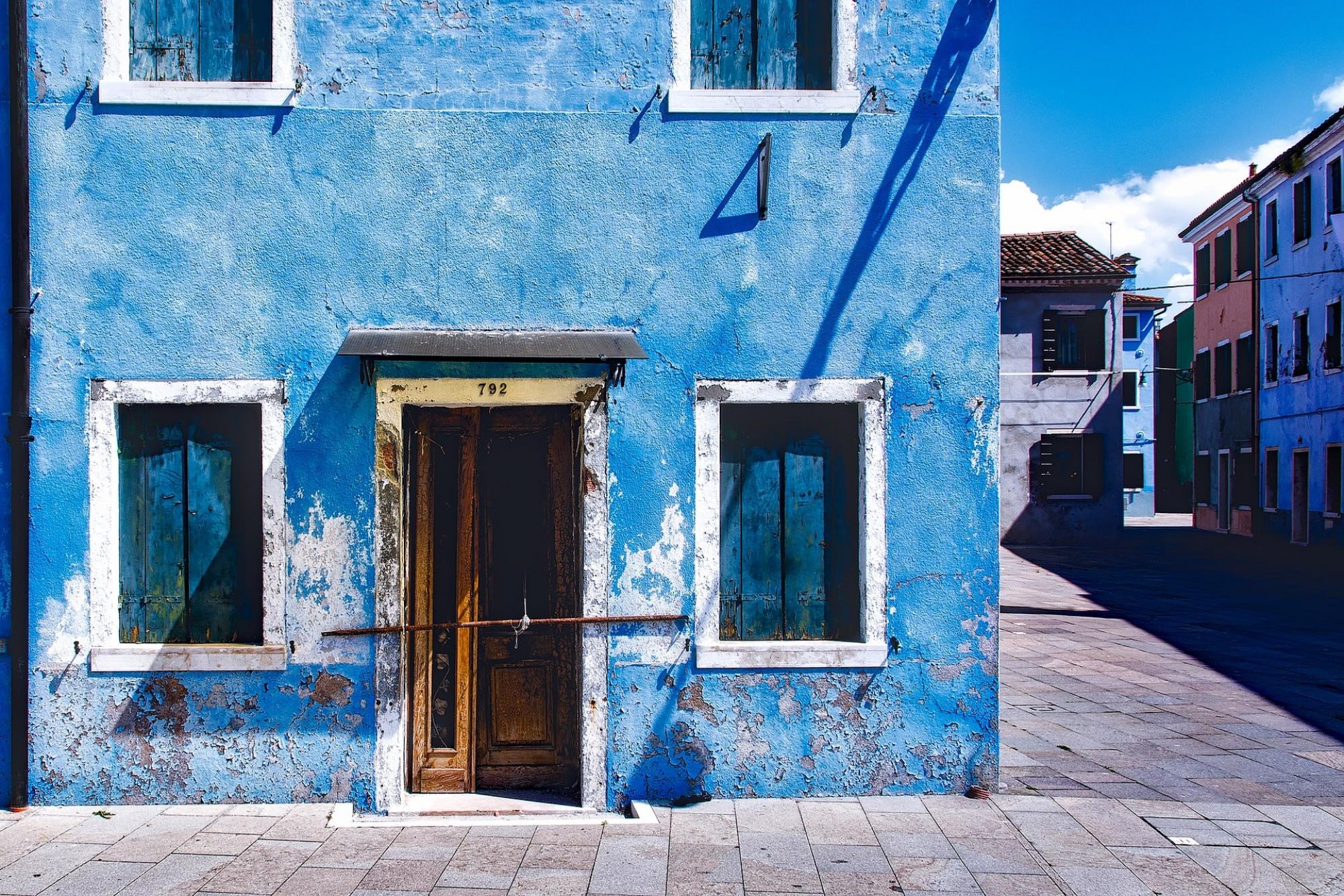 Peinture sous toiture Ardèche