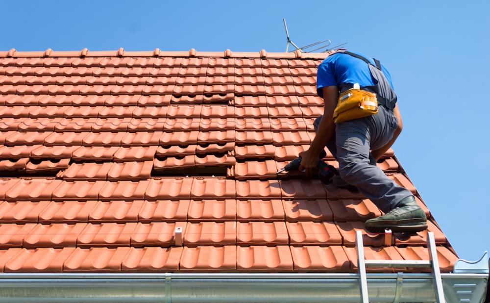 travaux d'entretien de toiture